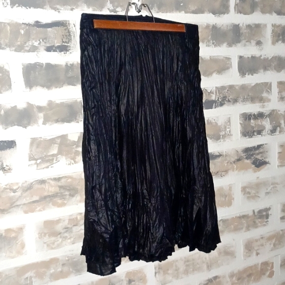 Joseph Ribkoff Dresses & Skirts - 💋Joseph Ribkoff Crinkle faux leather Black skirt